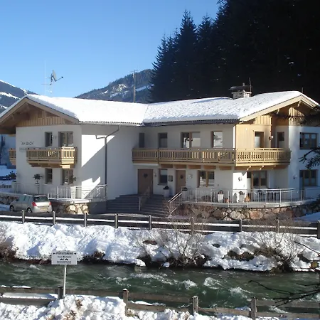 Appartments Am Bach - Riverside شقة جيرلوس