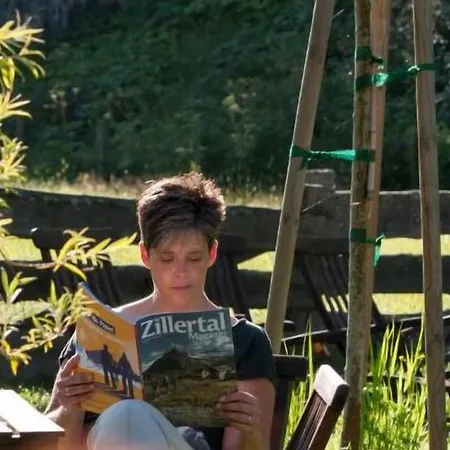 Appartments Am Bach - Riverside جيرلوس